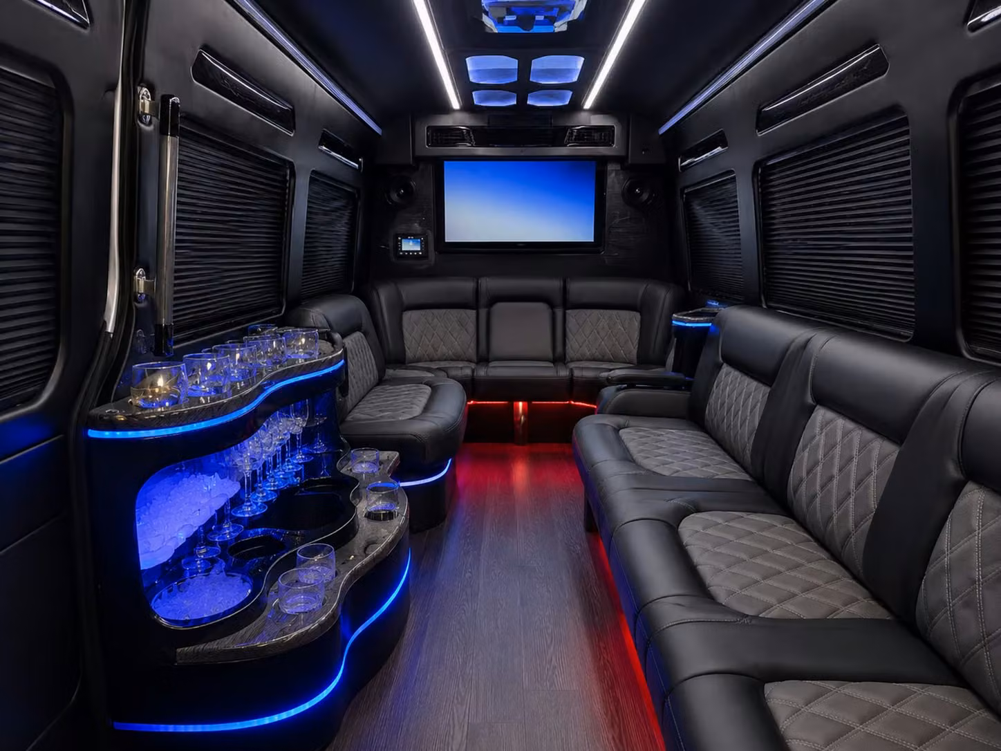 bus rental options for tuscaloosa trips