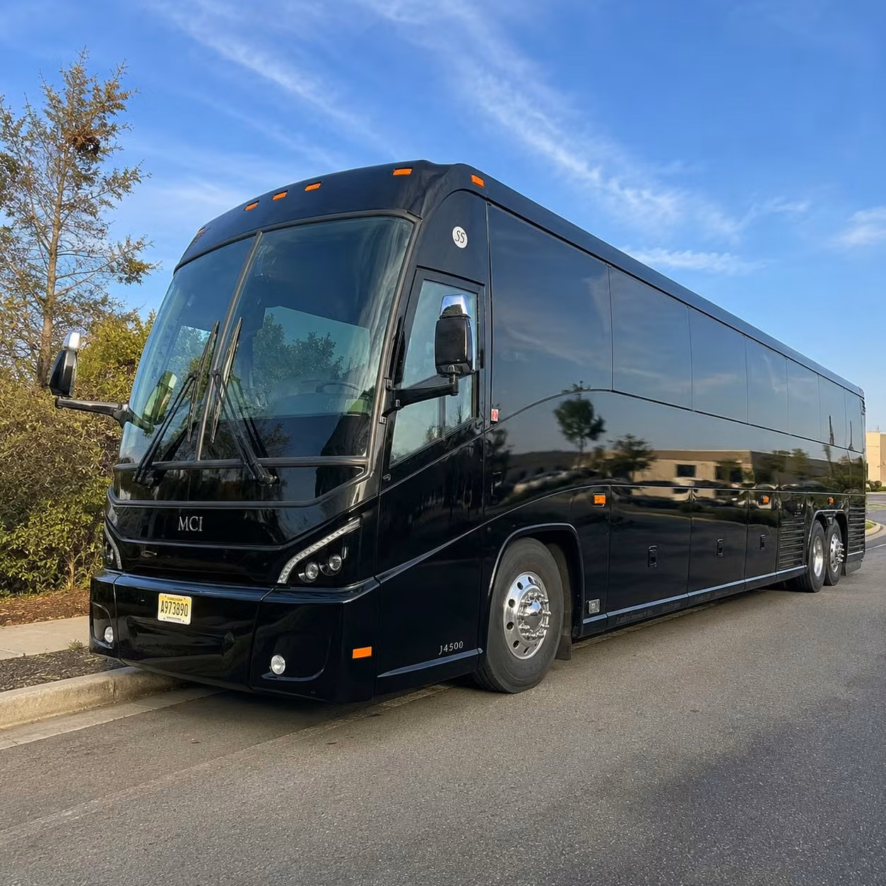 compare charter buses minibuses and sprinter vans for tuscaloosa defense contractor federal agency needs
