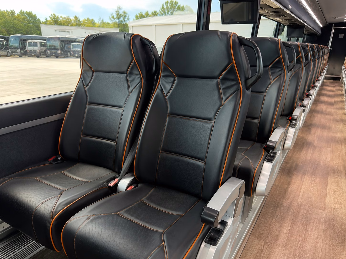 corporate suites tailgates and premium game day group transportation in tuscaloosa
