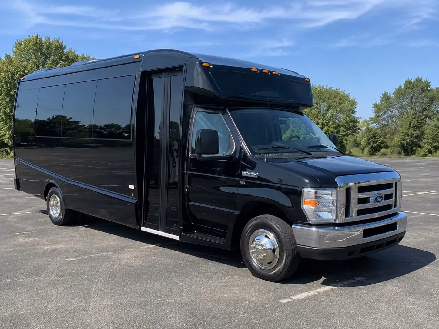 minibus rentals for tuscaloosa church youth group trips and retreats