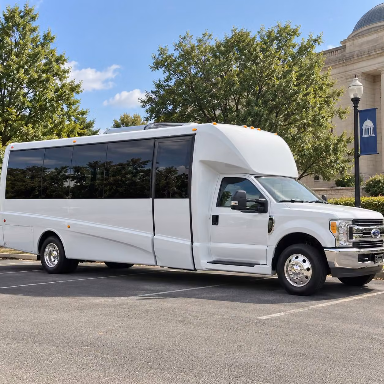 minibus rentals in tuscaloosa for smaller prom groups who want to ride in style