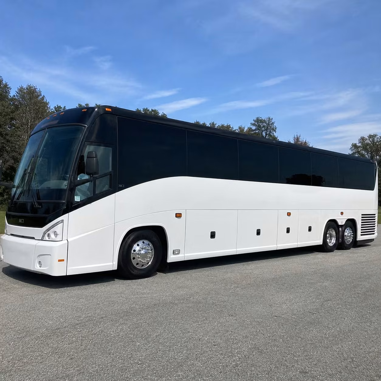 tuscaloosa 56 passenger charter bus rental