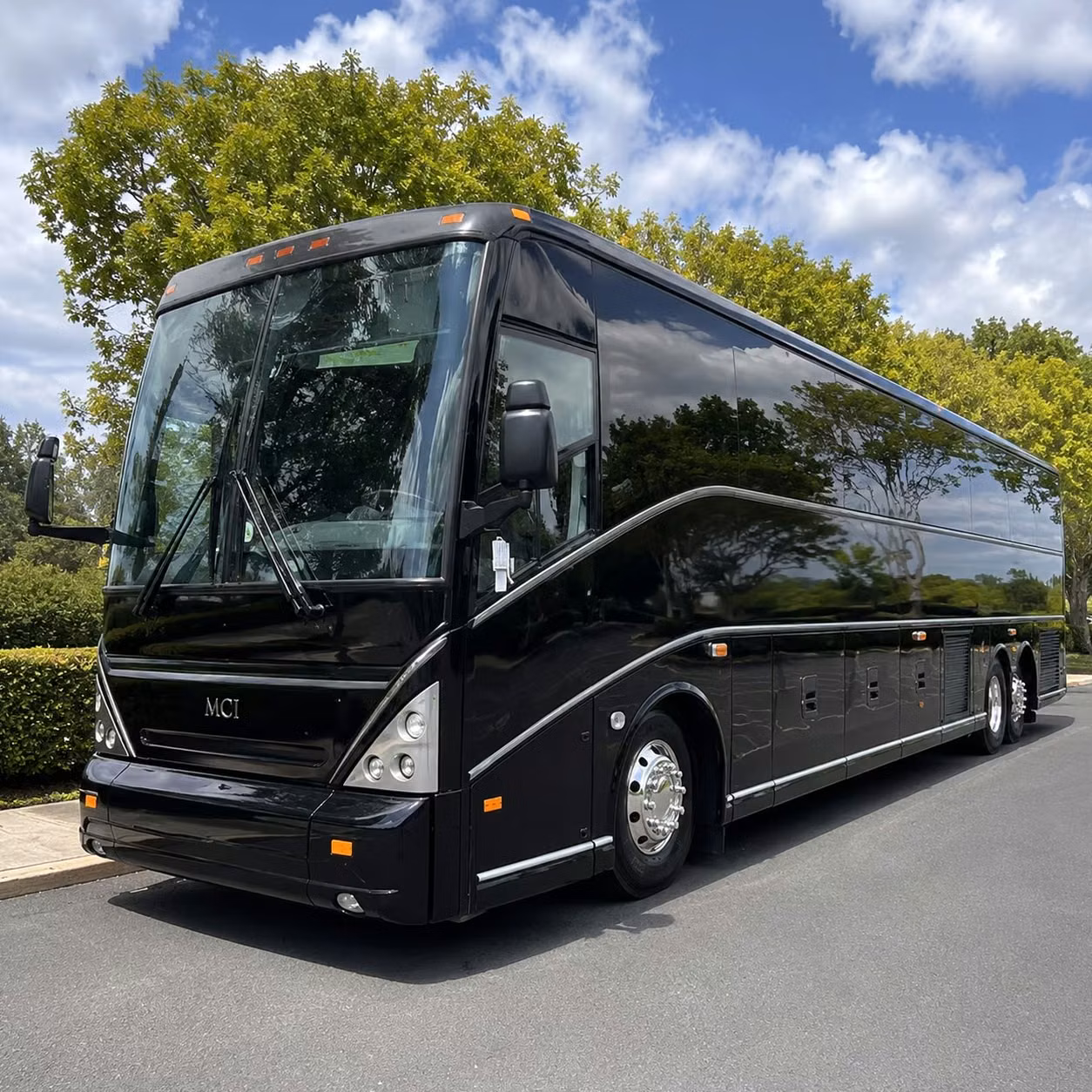 with charterbusrentaltuscaloosaal com securing transportation to shows at bryant denny stadium has never been simpler